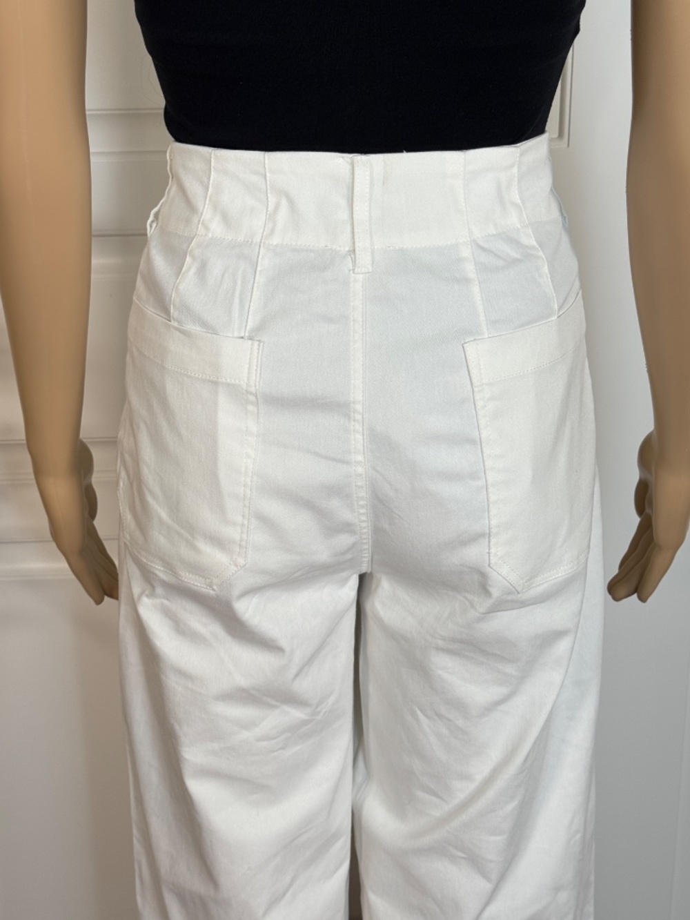 OFF WHITE CROPPED DENIM LIKE PANT WITH LEOPARD PRINT CUFFS SIZE SMALL - NWT - Picture 13 of 16